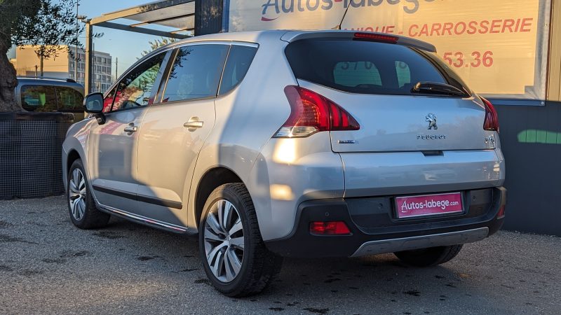 PEUGEOT 3008 SUV 2015