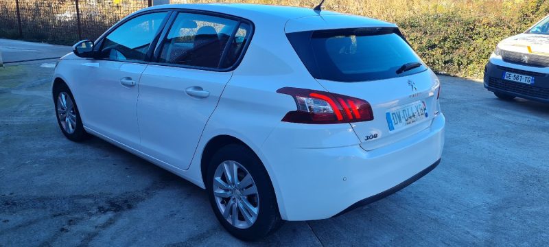 PEUGEOT 308 II 2015