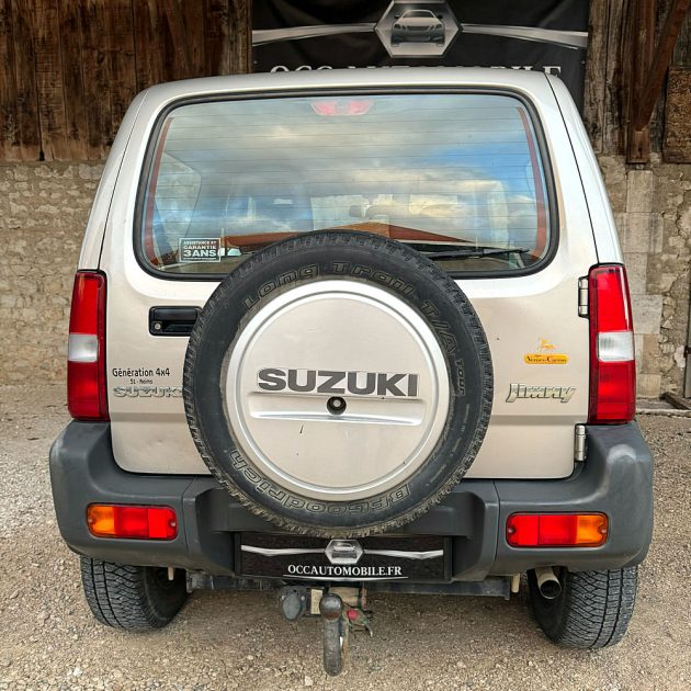 SUZUKI JIMNY Véhicule tout terrain fermé 2008