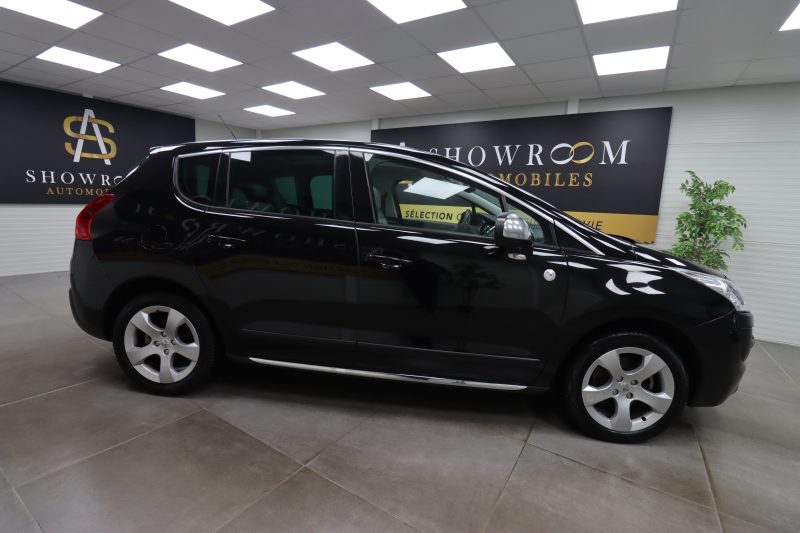 PEUGEOT 3008 Monospace 2013