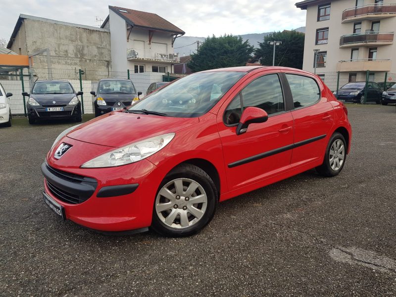 PEUGEOT  207  1.4i 75CV STYLE