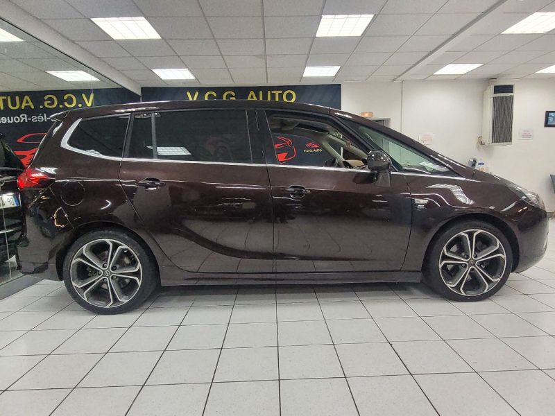 OPEL ZAFIRA C 2.0 CDTI BiTurbo 195 OPC