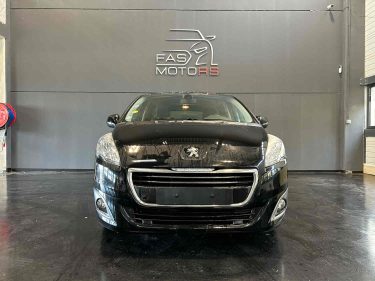 Peugeot 5008 - 1.6 E-HDI 115cv - Boite AUTO - Distri OK