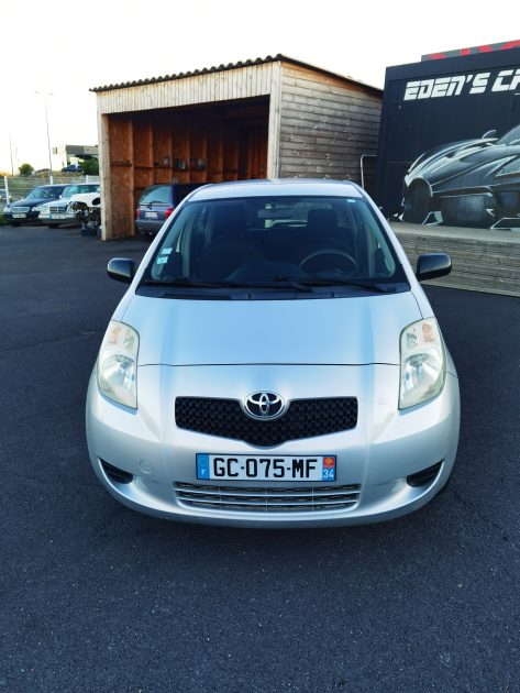 TOYOTA YARIS VVTi 69ch LUNA