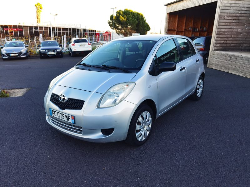 TOYOTA YARIS VVTi 69ch LUNA