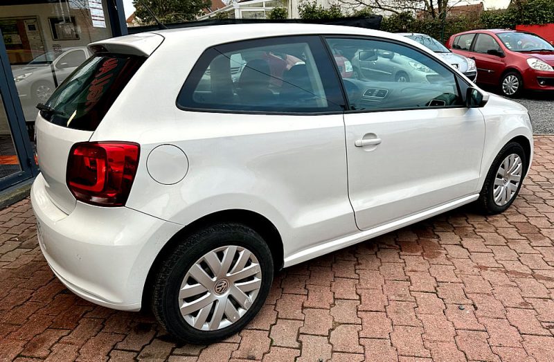 VOLKSWAGEN POLO V 2014