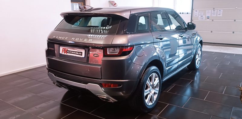 LAND ROVER RANGE ROVER EVOQUE 2.0 TD4 4x4 SE DYNAMIC 150cv Toit pano, sièges chauffants...