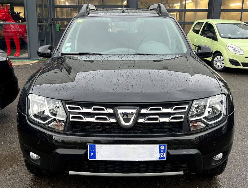 DACIA DUSTER PHASE 2 1.5 DCI 110 4x2 BOITE AUTO / 11 900 KMS 1ERE MAIN GPS BLUETOOTH Garantie 6 mois