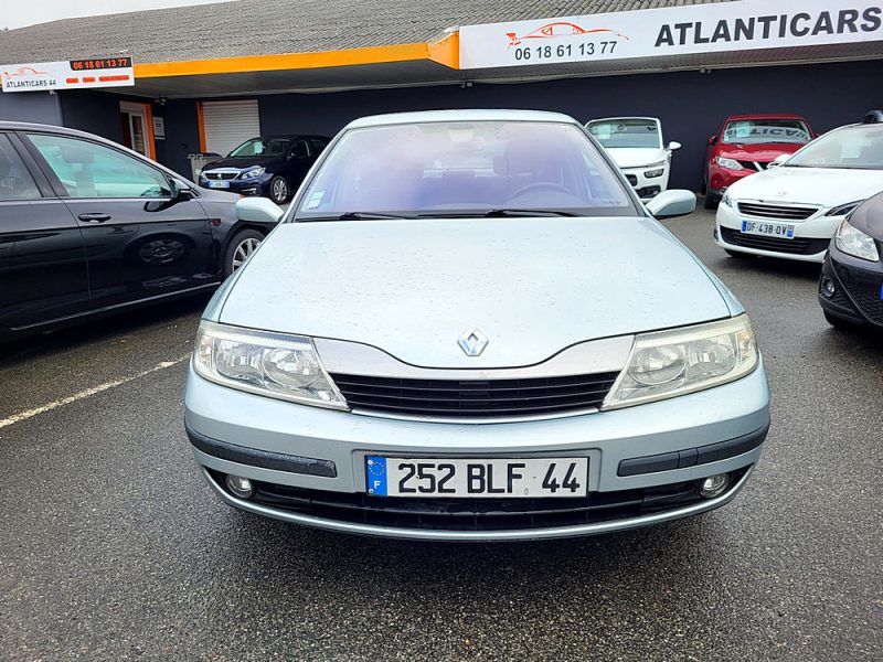 RENAULT LAGUNA II 2003