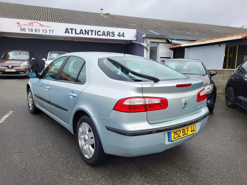 RENAULT LAGUNA II 2003