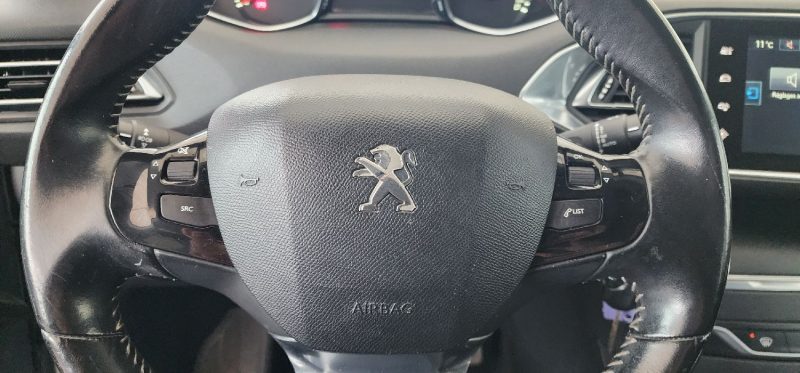 PEUGEOT 308 II 1.6HDI 100CH 