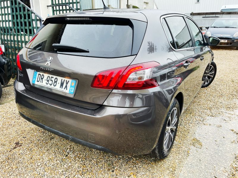 PEUGEOT 308 II 2015