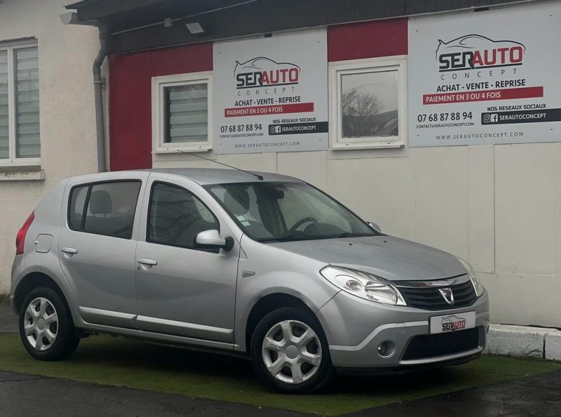 DACIA SANDERO 2012