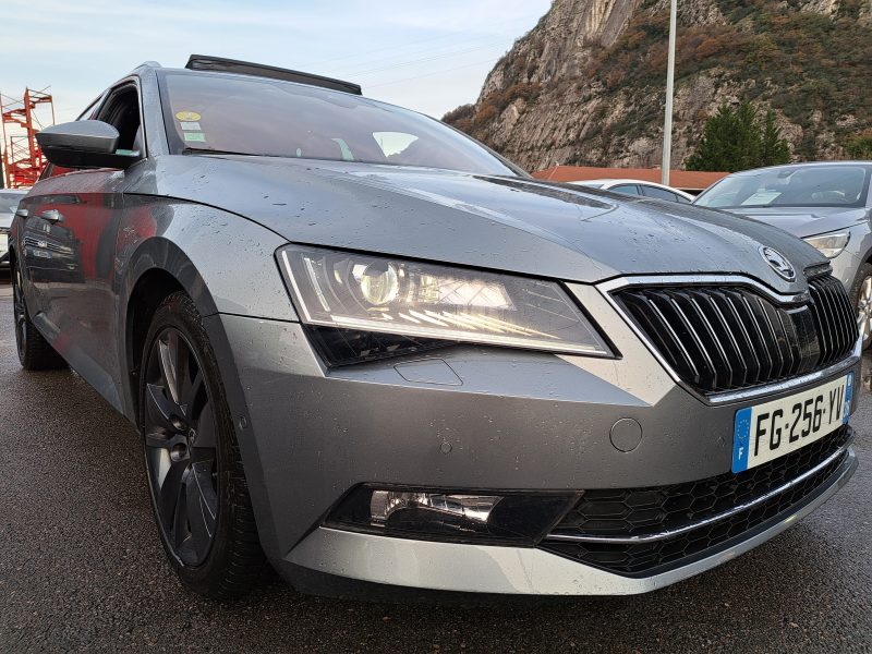 Skoda Superb 2.0 Tdi 190 Cv Laurin&Klement 4x4 Dsg7 Virtual Cockpit Toit Ouvrant Panoramique Gps