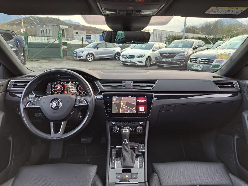 Skoda Superb 2.0 Tdi 190 Cv Laurin&Klement 4x4 Dsg7 Virtual Cockpit Toit Ouvrant Panoramique Gps