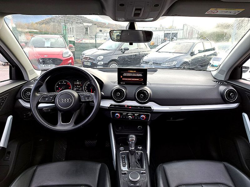 Audi Q2 30 Tdi Design Luxe S-Tronic 7 Toit Ouvrant Panoramique Attelage