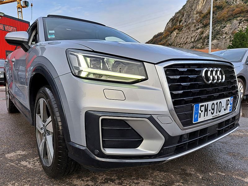 Audi Q2 30 Tdi Design Luxe S-Tronic 7 Toit Ouvrant Panoramique Attelage