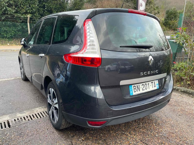 RENAULT SCÉNIC III 1.5DCI 110CV