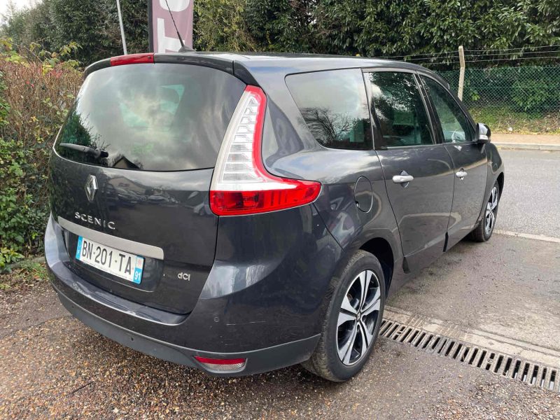 RENAULT SCÉNIC III 1.5DCI 110CV