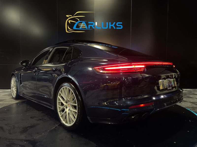 PORSCHE PANAMERA 2020