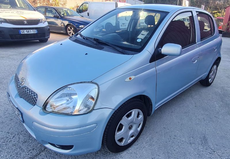 TOYOTA YARIS 2005