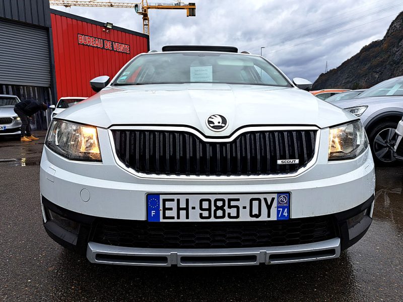 Skoda Octavia Combi 2.0 TDI 184CV Scout 4x4 DSG Toit Ouvrant Panoramique