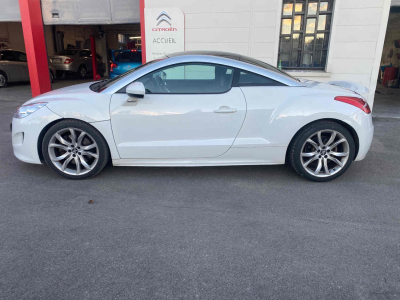 PEUGEOT RCZ 2011