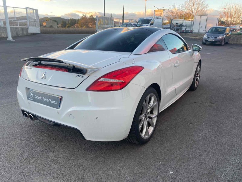 PEUGEOT RCZ 2011