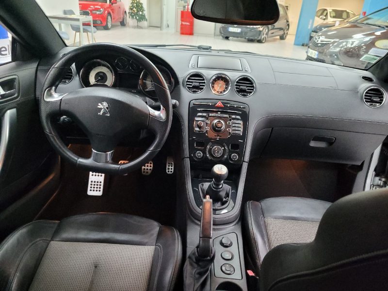 PEUGEOT RCZ 2013 2.0 HDi 163 BVM6