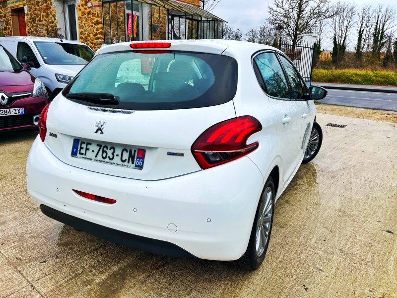 PEUGEOT 208 I 2016