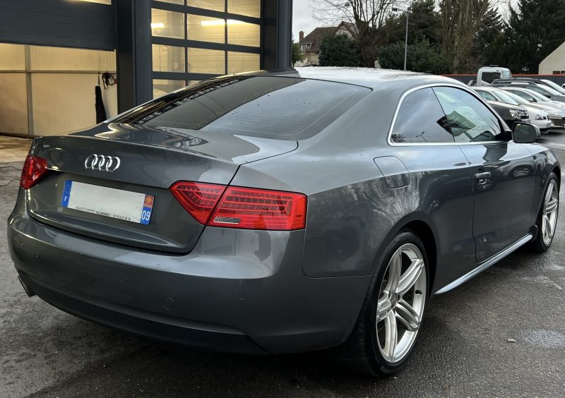 AUDI A5 PHASE 2 COUPE 1.8 TFSI 170 Cv LEDS XENONS ECRAN GPS BVM6 / CRIT AIR 1 - GARANTIE 1 AN