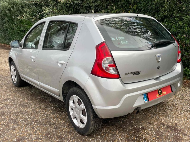 DACIA SANDERO 20111.2 16V LPG 75cv