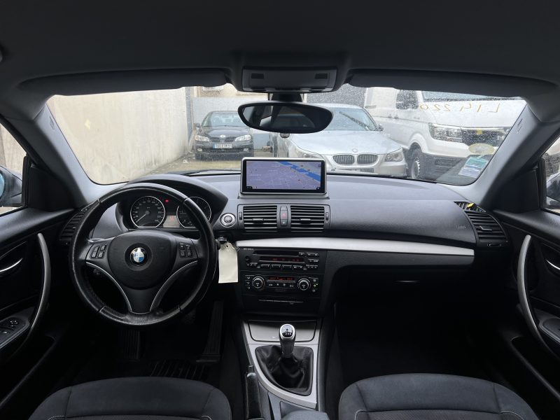 BMW SERIE 1 118 D SPORT 143 / PAYEZ 4X !