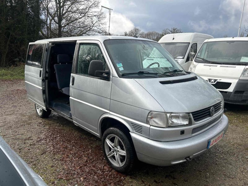 VOLKSWAGEN TRANSPORTER T4 Autobus/Autocar (70B, 70C, 7DB, 7DK, 70J, 70K 2000