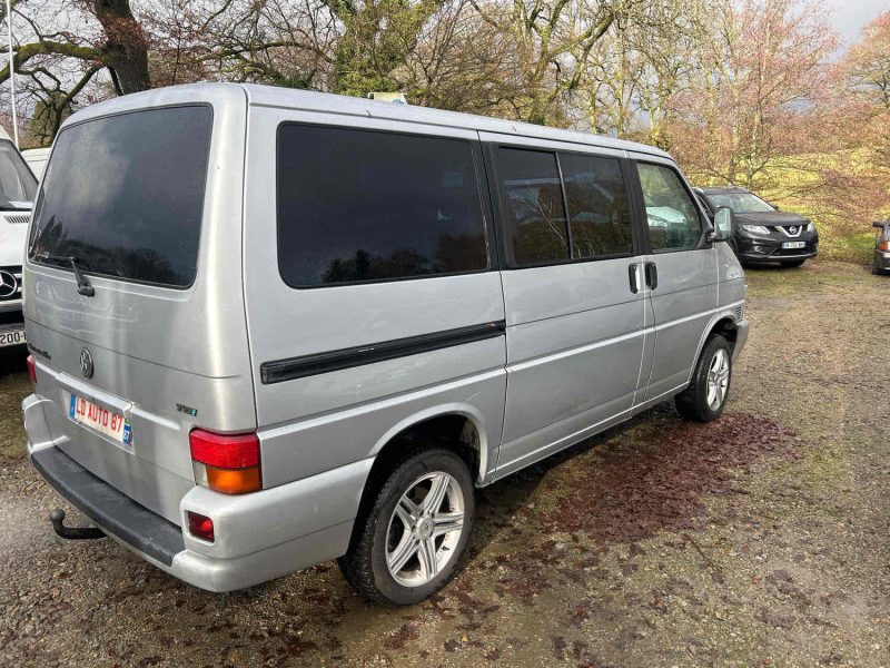 VOLKSWAGEN TRANSPORTER T4 Autobus/Autocar (70B, 70C, 7DB, 7DK, 70J, 70K 2000