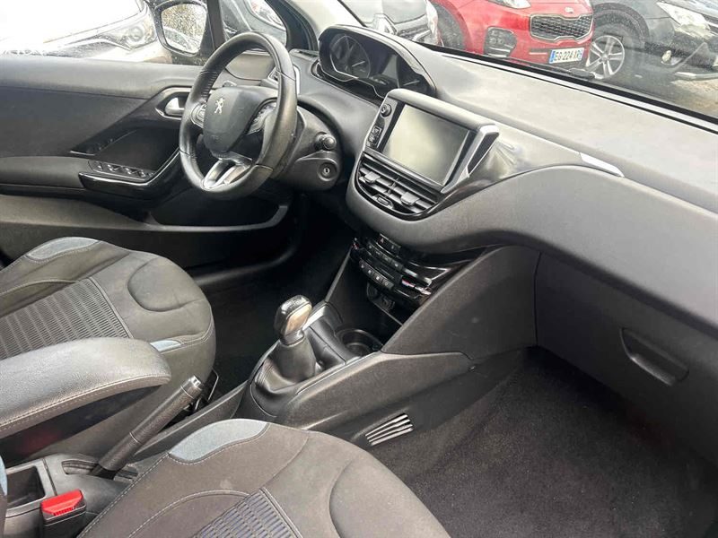 PEUGEOT 208 I 2014