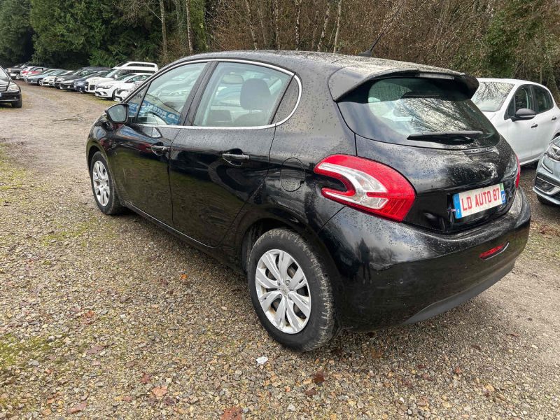 PEUGEOT 208 I 2014