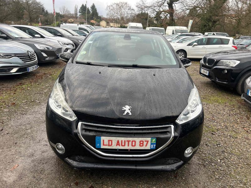 PEUGEOT 208 I 2014