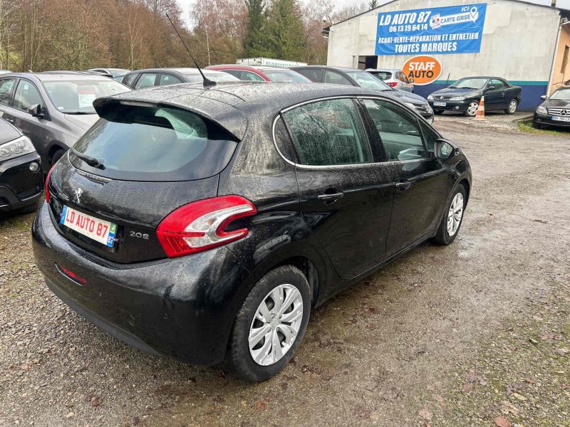 PEUGEOT 208 I 2014