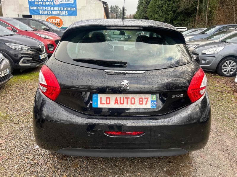 PEUGEOT 208 I 2014