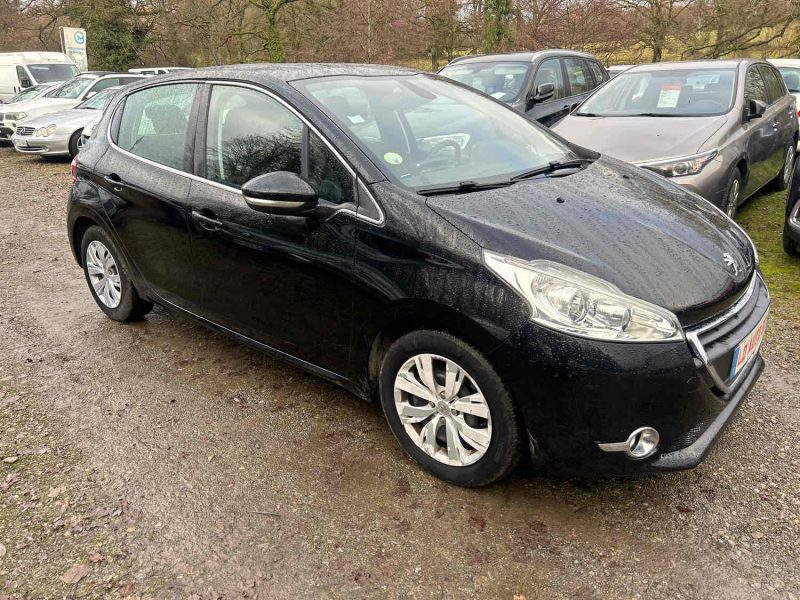 PEUGEOT 208 I 2014