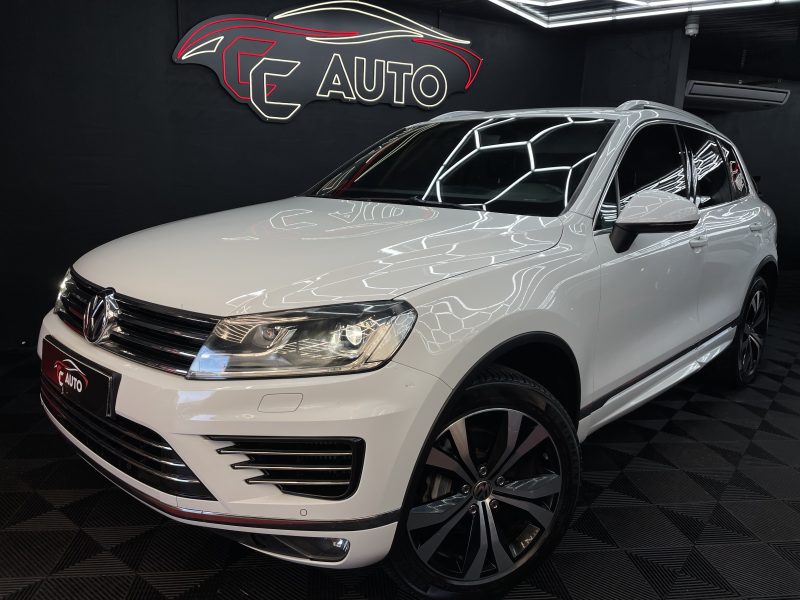 VOLKSWAGEN TOUAREG 2016