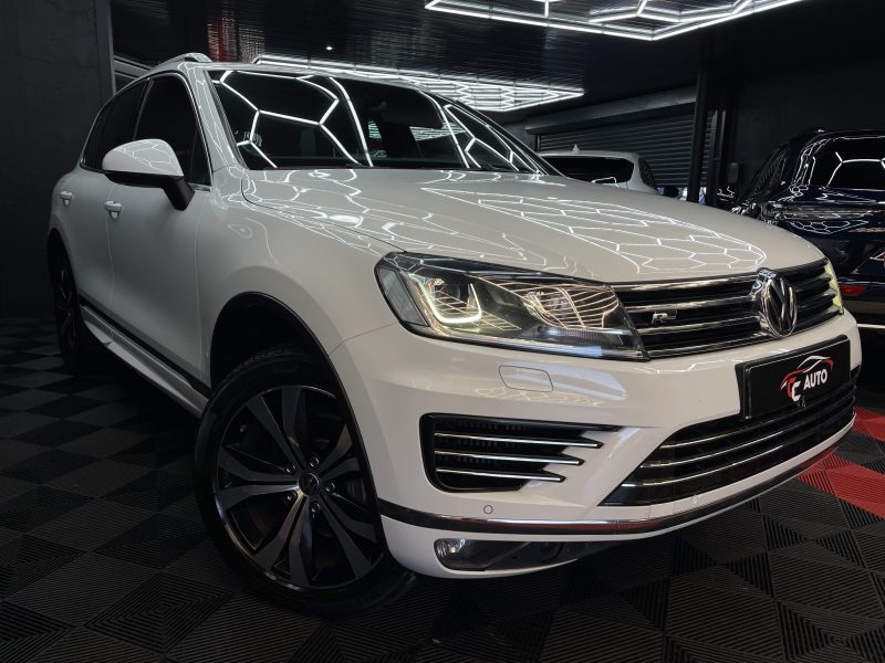 VOLKSWAGEN TOUAREG 2016