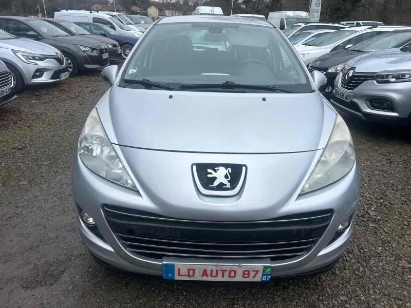 PEUGEOT 207 2009