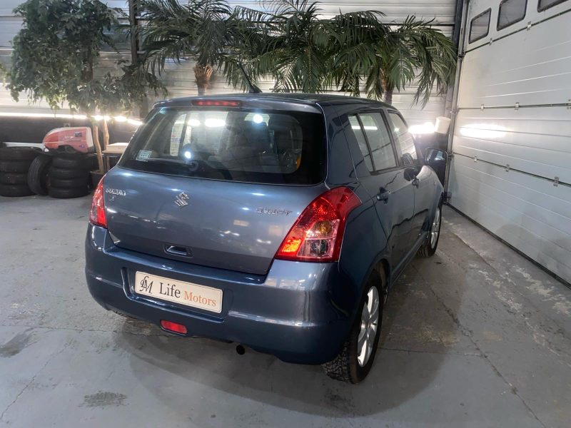 Suzuki Swift III 1.3 GL garantie 12 mois inclus