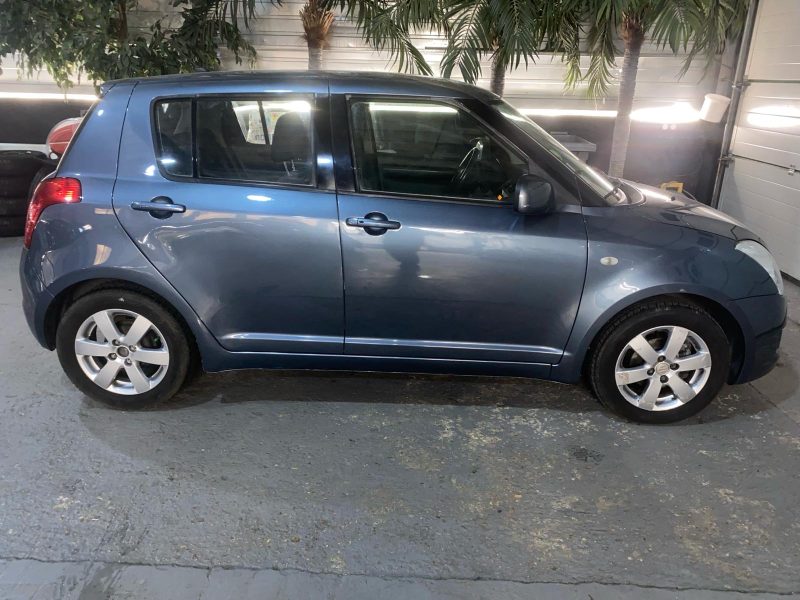 Suzuki Swift III 1.3 GL garantie 12 mois inclus