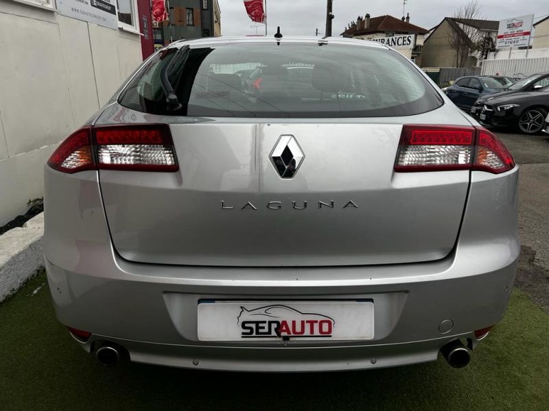 RENAULT LAGUNA III 2011