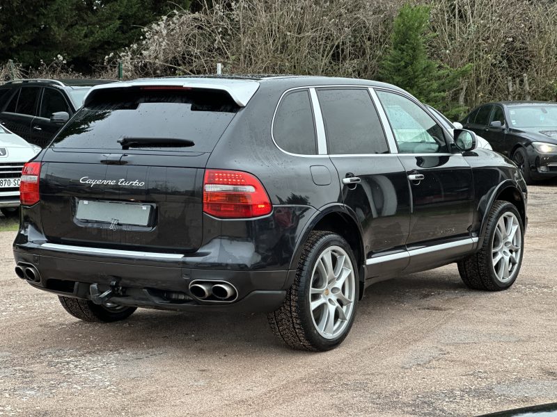 PORSCHE CAYENNE TURBO 2008