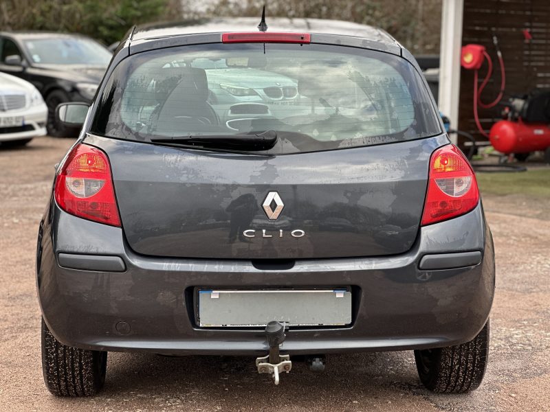 Renault Clio 3 2006