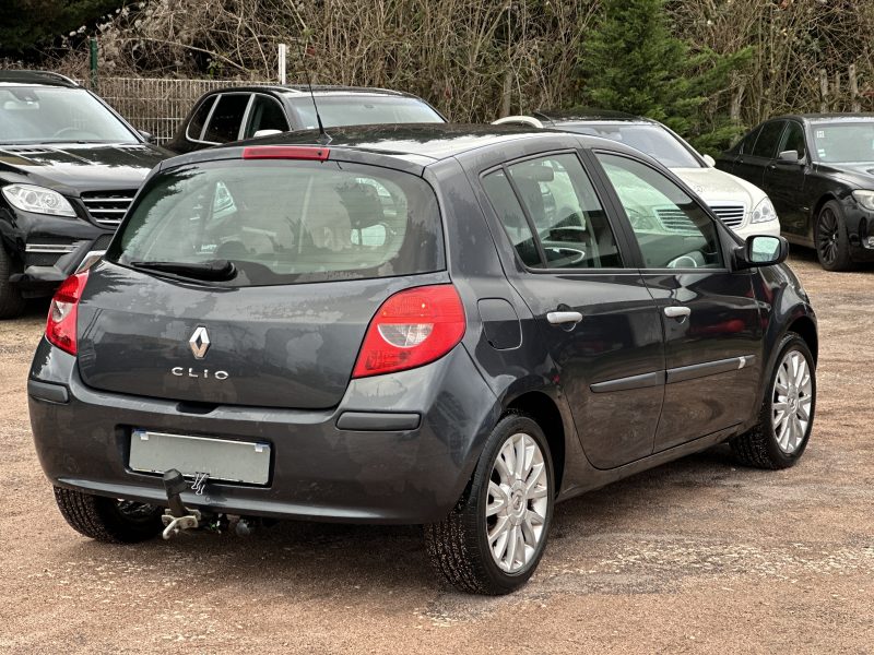 Renault Clio 3 2006